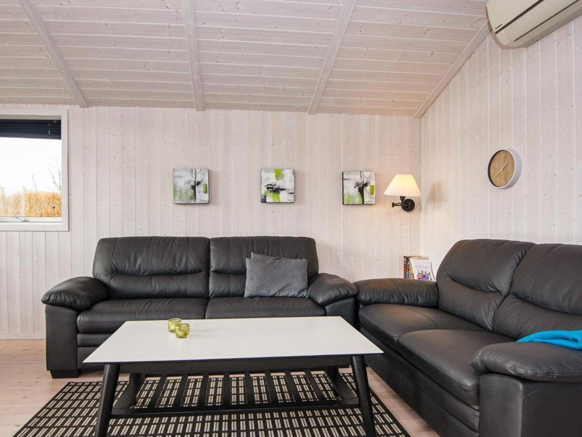 Three-Bedroom Holiday Home In Juelsminde 18 Sonderby  Ngoại thất bức ảnh